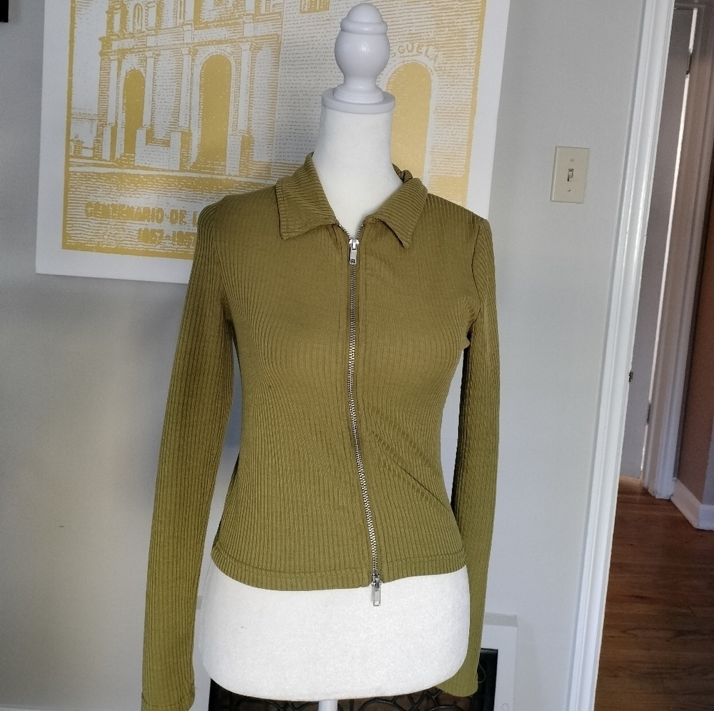 70s Style Olive Green Zip-Up Ribbed Sweater